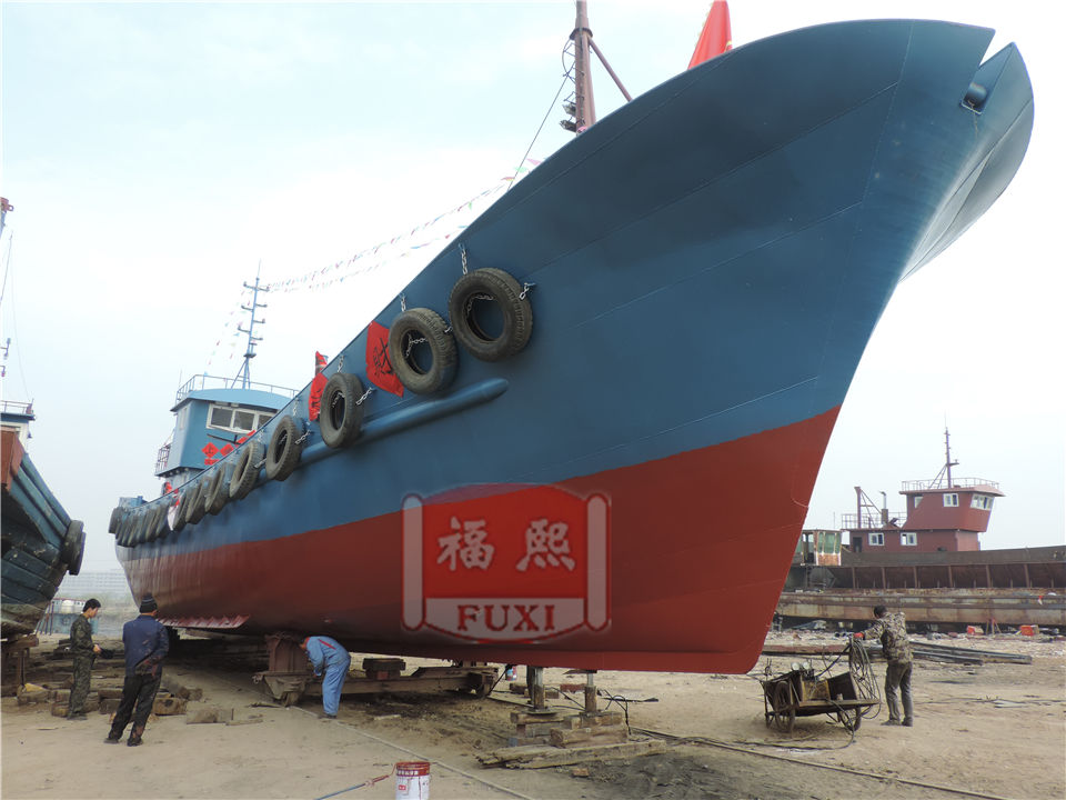 Marine paint and boat coating application