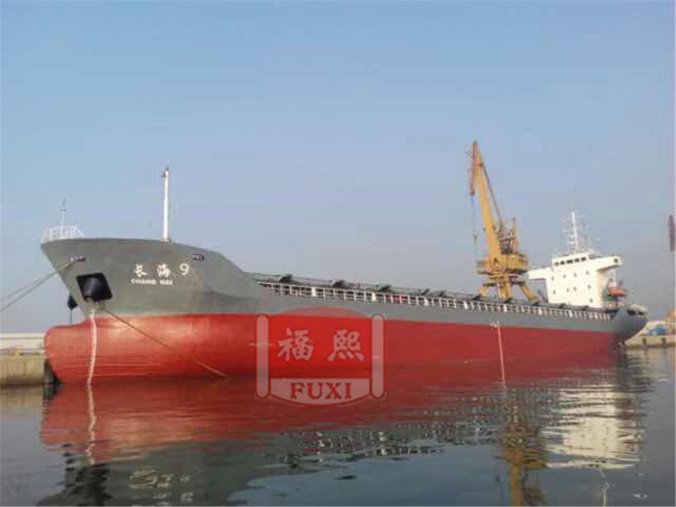 Marine paint and boat coating application