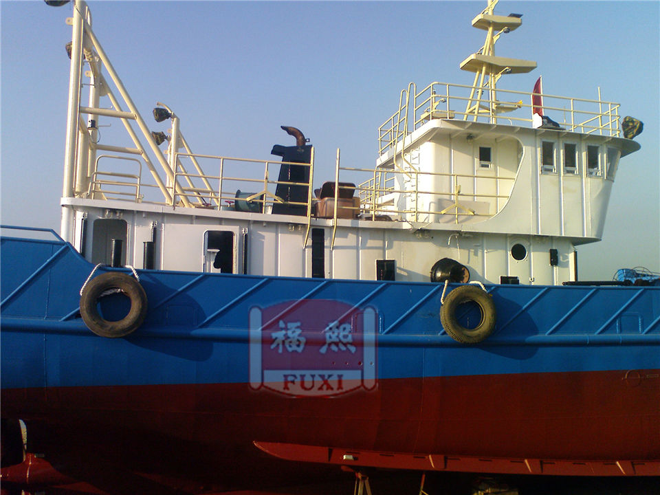 Marine paint and boat coating application