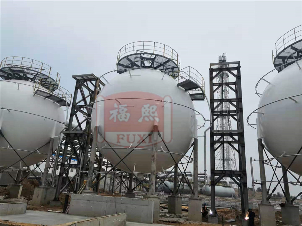 Oil storage tanks coating and maintenance for SINOPAC